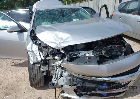 2015 Chevrolet Malibu 1Lz from USA, damaged, VIN 1G11F5SLXFU104500